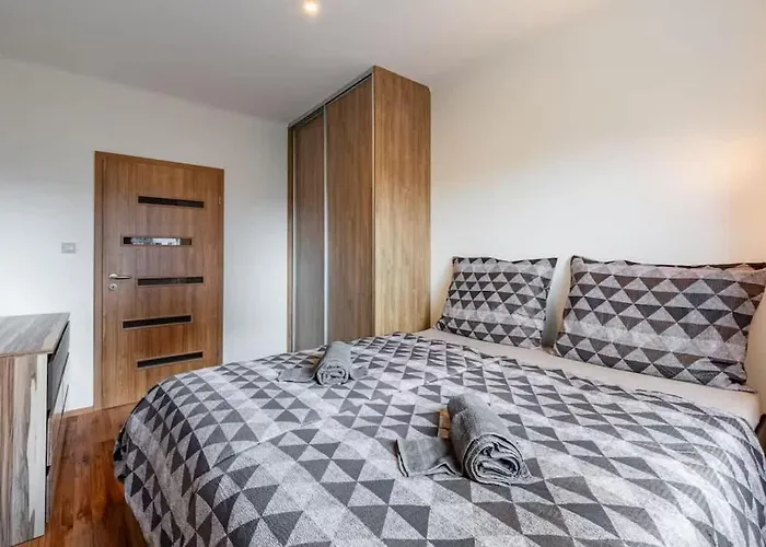 Spacious With Ac And Stunning Views Bratysława