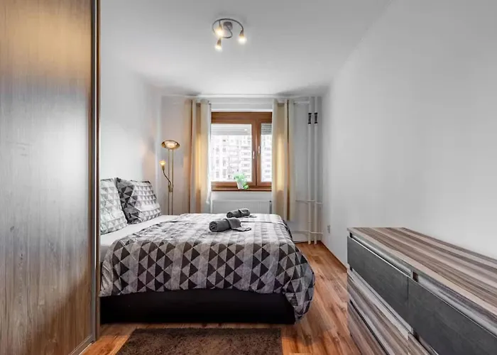 Spacious With Ac And Stunning Views Apartament *